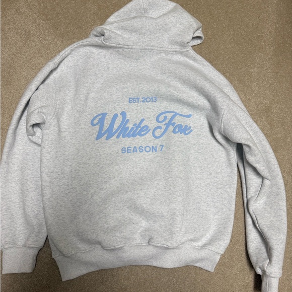 White Fox - Picture 3 of 4